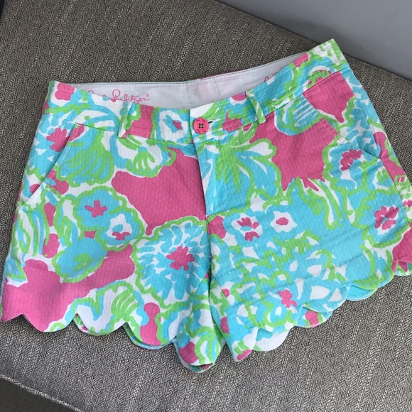 Lilly Pulitzer Pants - Lilly Pulitzer Size 4 shorts